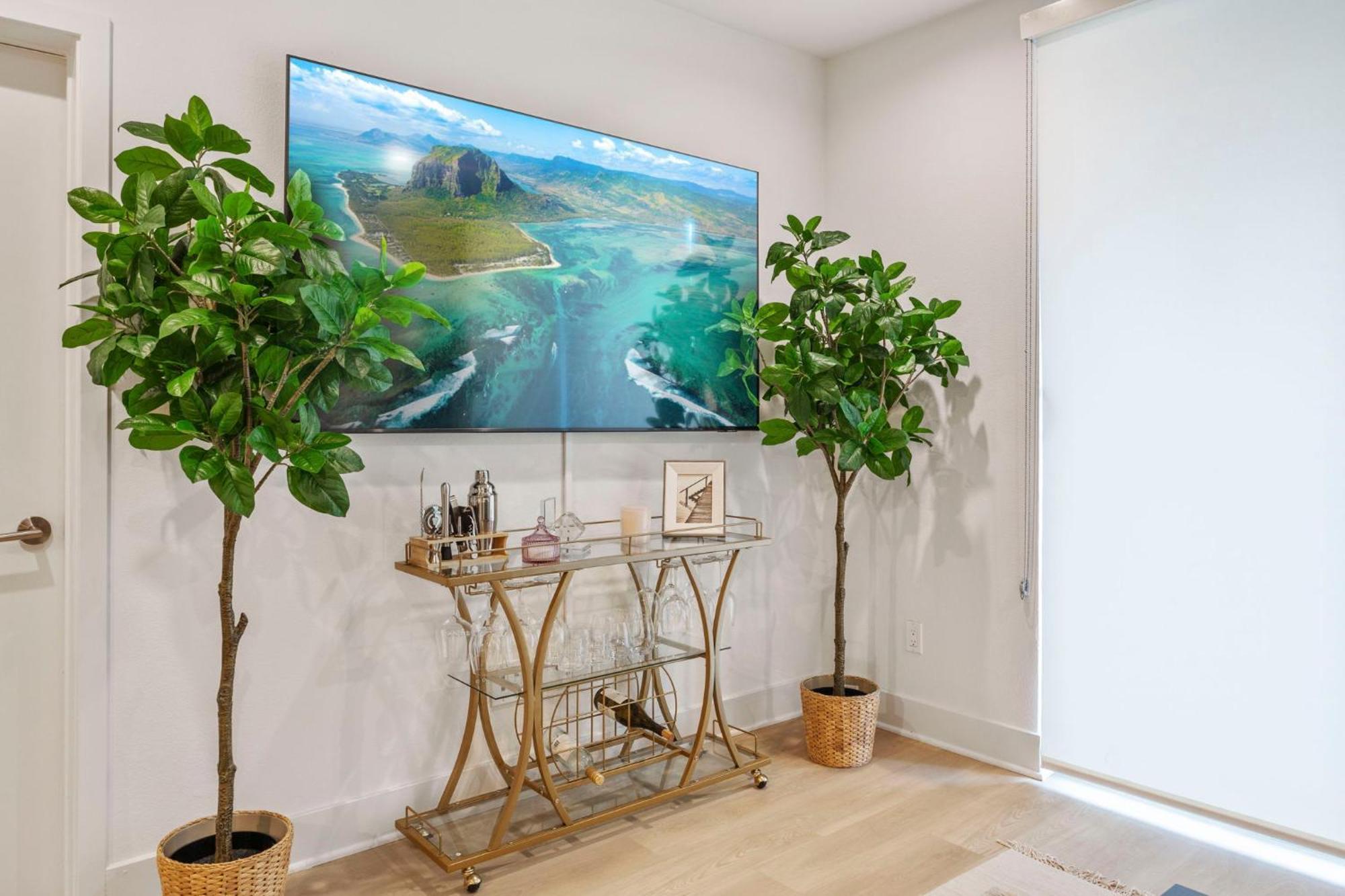 8 Santa Monica Huge Stylish Apartment *
