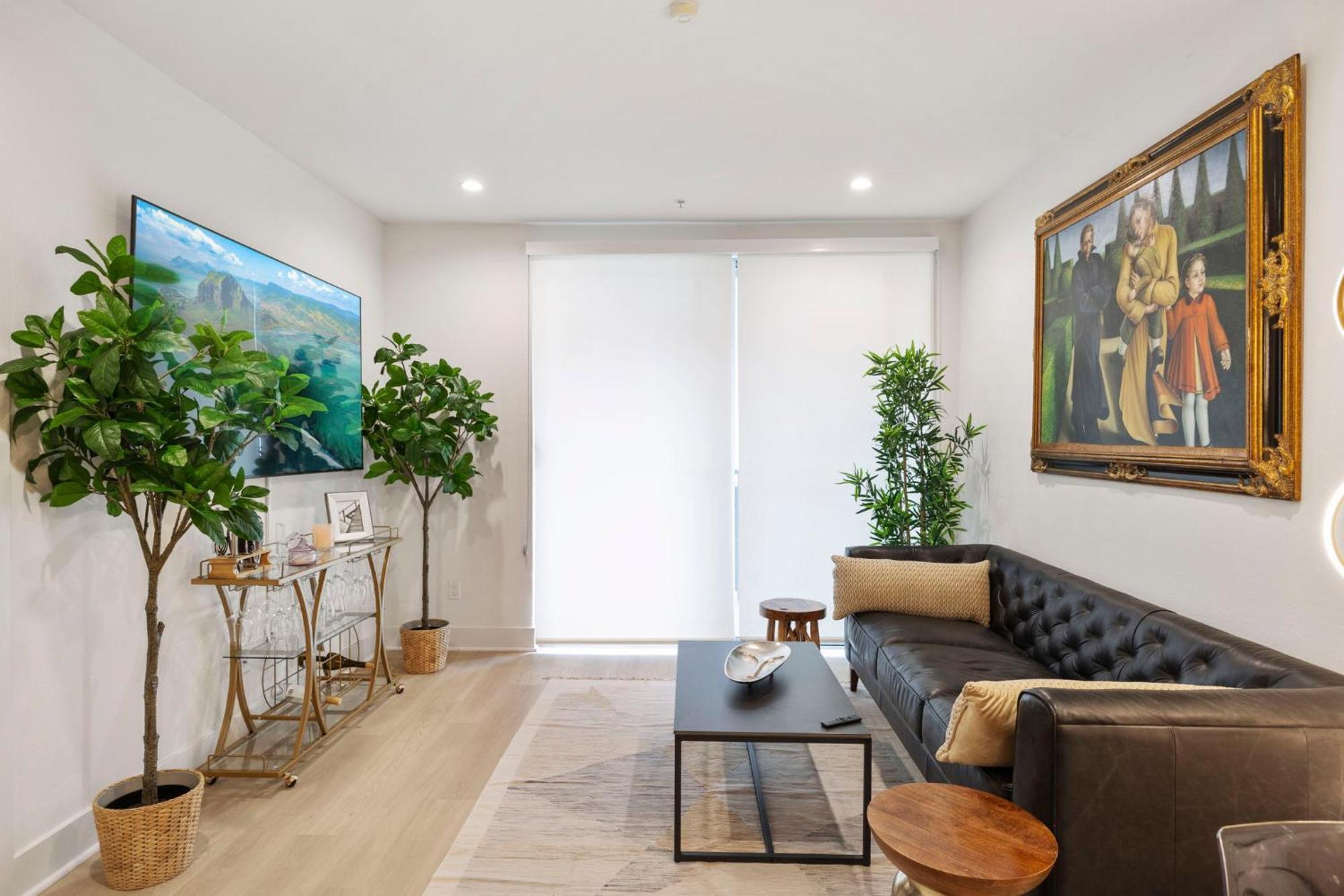 8 Santa Monica Huge Stylish Apartment *